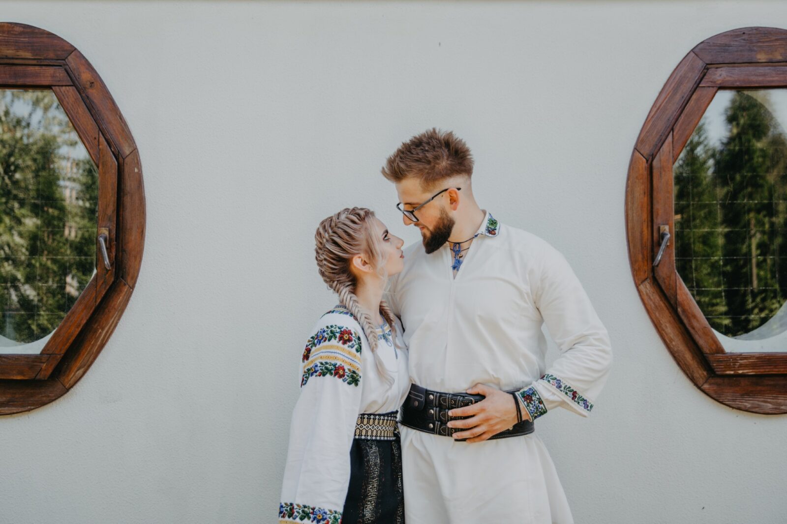 Povești Nunți Tradiționale - Alex și Bianca – Nuntă în Bucovina